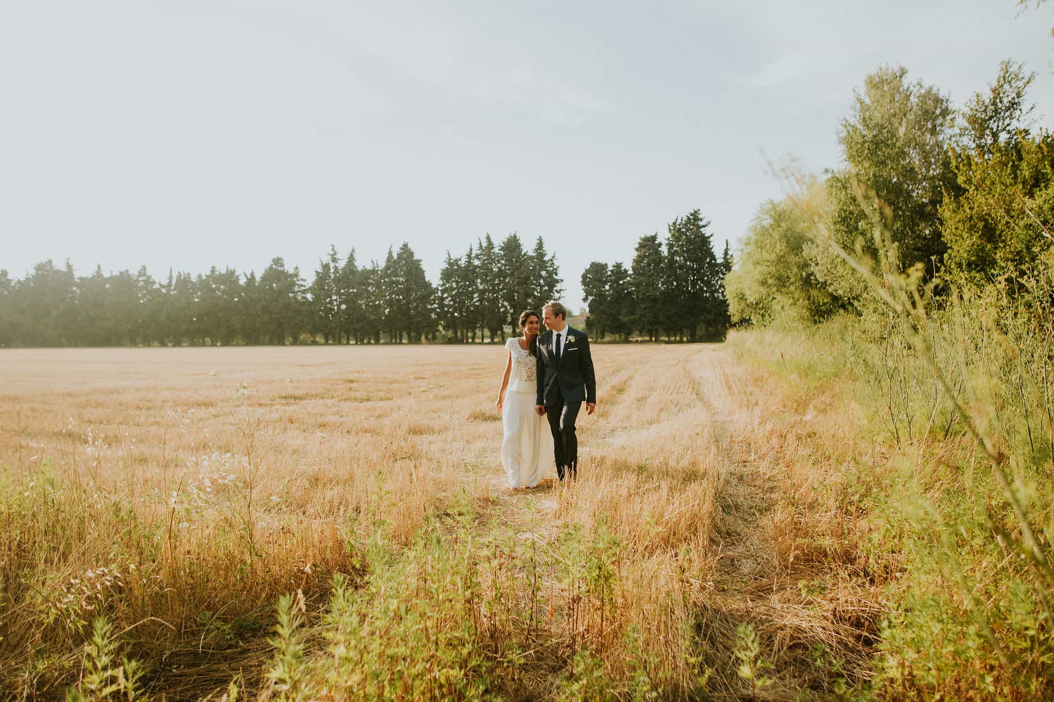 Yasmine et Cazimir : mariage bohème en Provence